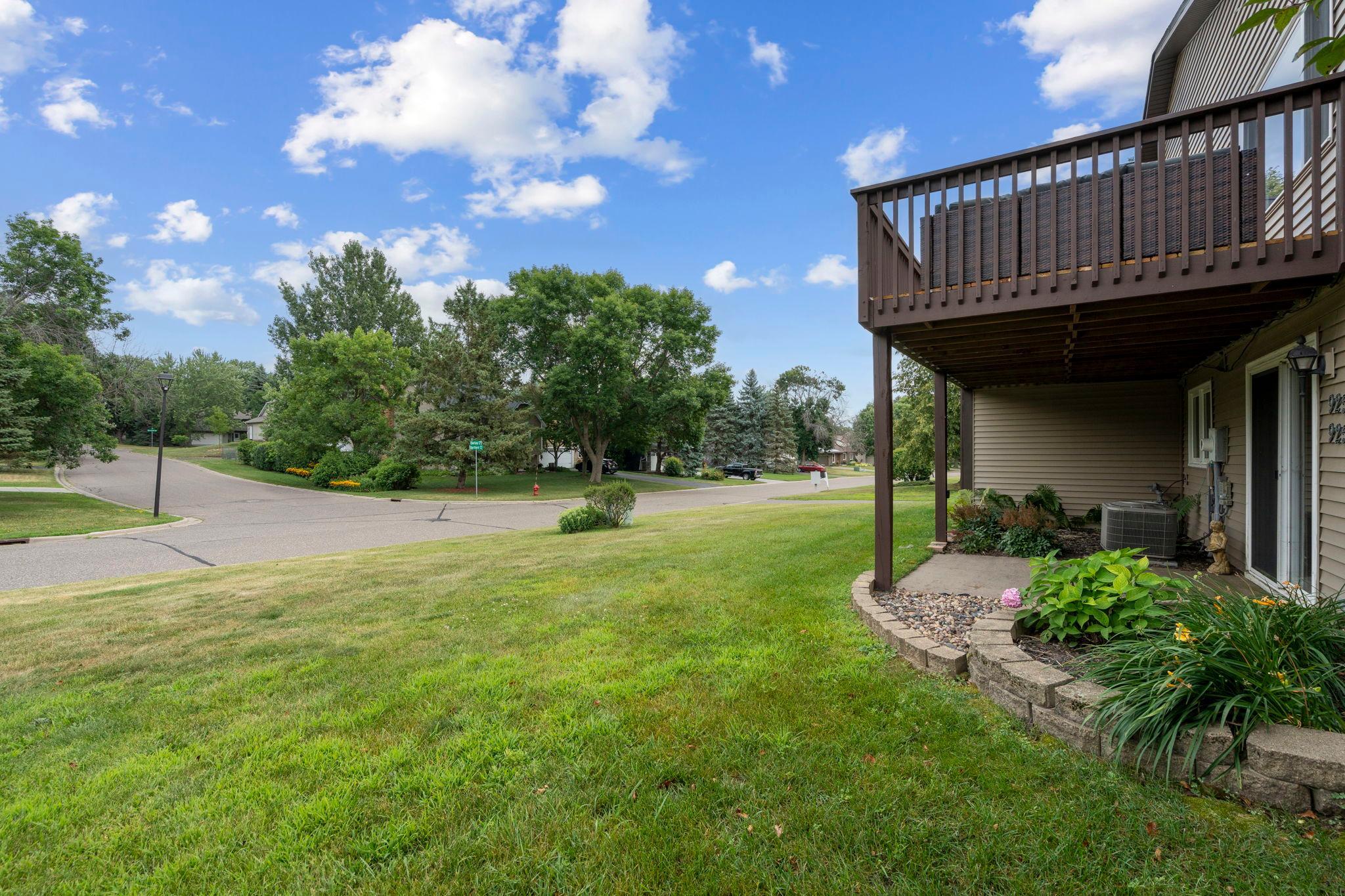34-web-or-mls-9257-dartford-rd.jpg
