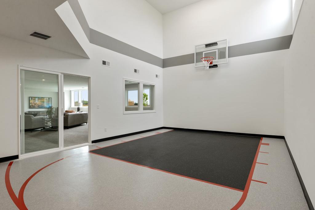 Photo of model home not all options may be included