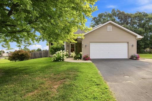 809 Morningside Place, Belle Plaine, MN 56011