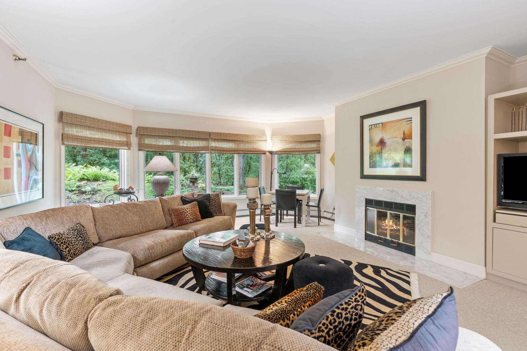 Exceptional & elegant living at Woodbine Condominiums in Minnetonka