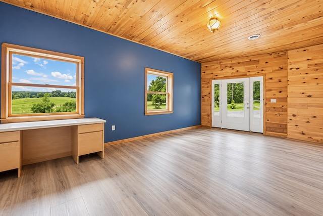 Large Main Entry Room