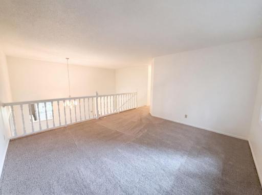listing_17.jpg