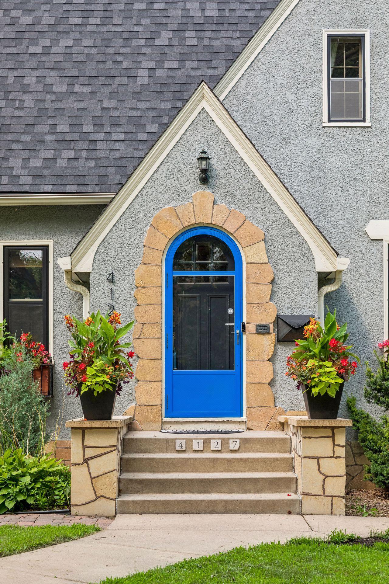 Classic stone accents