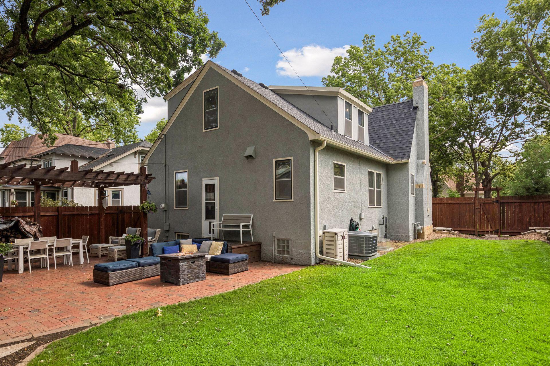 Oversized 50 ft-wide lot