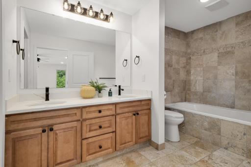 8350 Amsden Ridge Drive, Bloomington, MN 55438