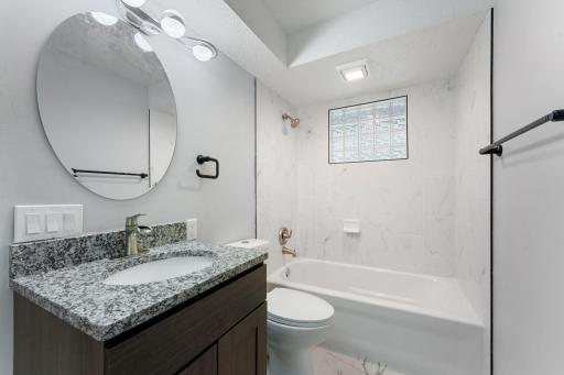 2020 Arcade Street, Maplewood, MN 55109