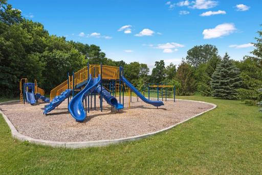 148 Stacy Circle, Waconia, MN 55387