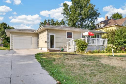 Photo for 436 8th Street NW, Valley City, ND 58072 - listing #7116184 436 8th Street NW, Valley City, ND 58072