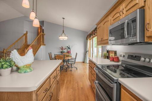 Nice-sized eat-in kitchen.