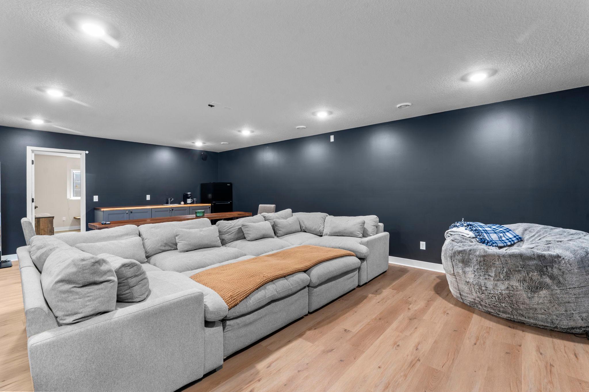 Surround Sound & Projector Ready