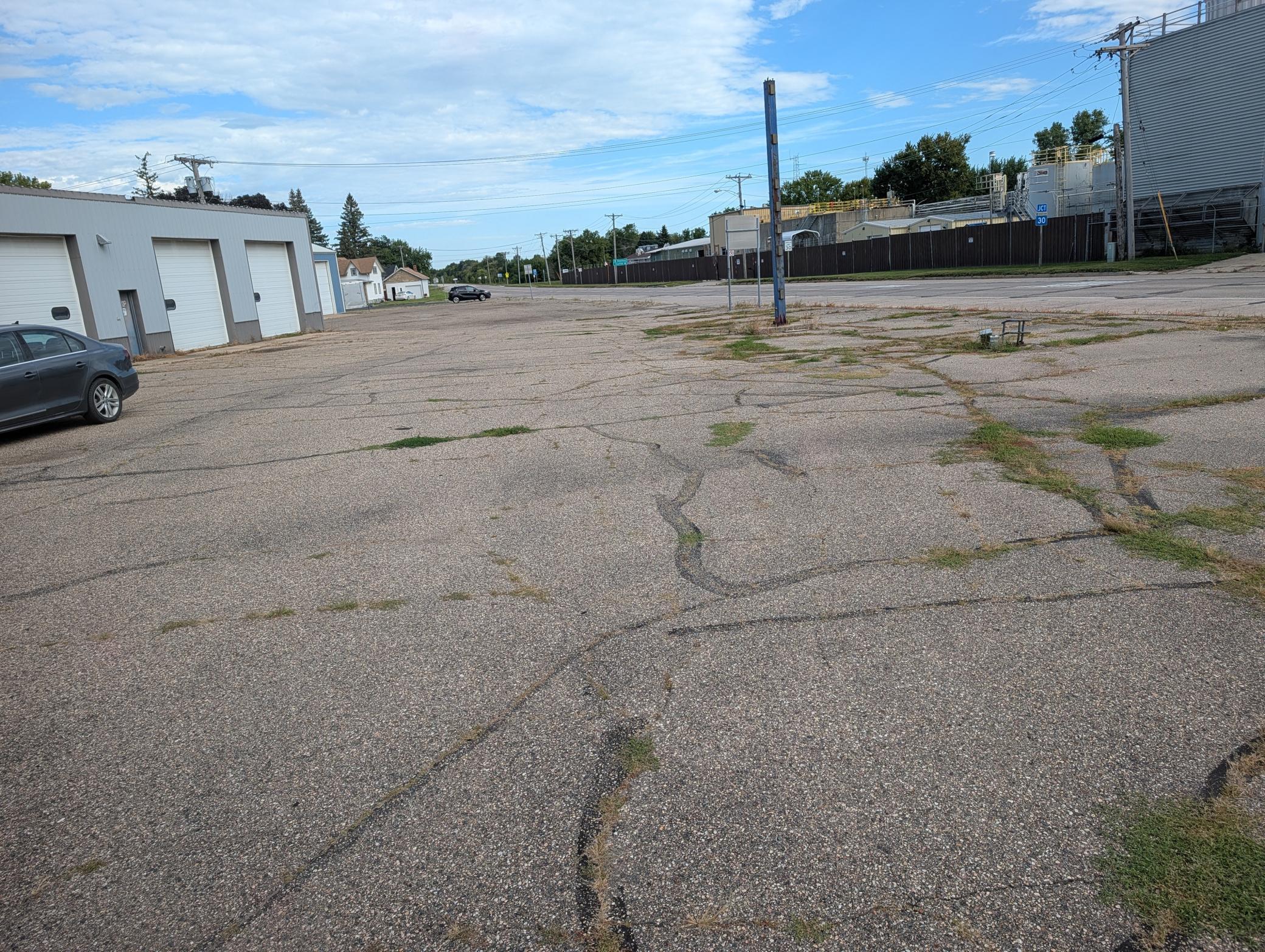 bp front rd.jpg