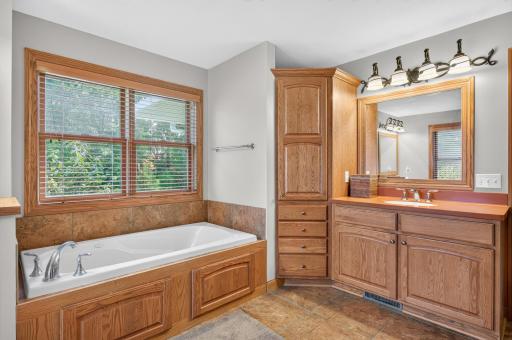 11224 Halstead Trail, Saint Paul, MN 55129