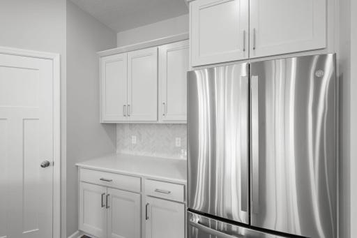 1186 Woods Creek Drive S, Delano, MN 55328