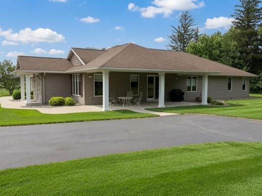 70082 270th Avenue, Kasson, MN 55944