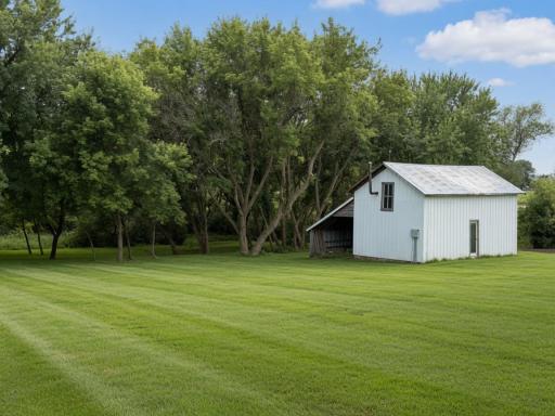 70082 270th Avenue, Kasson, MN 55944