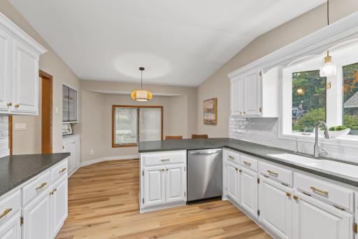 13762 93rd Place N, Maple Grove, MN 55369