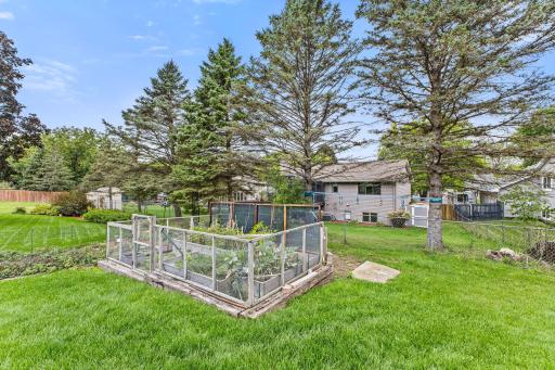 13762 93rd Place N, Maple Grove, MN 55369