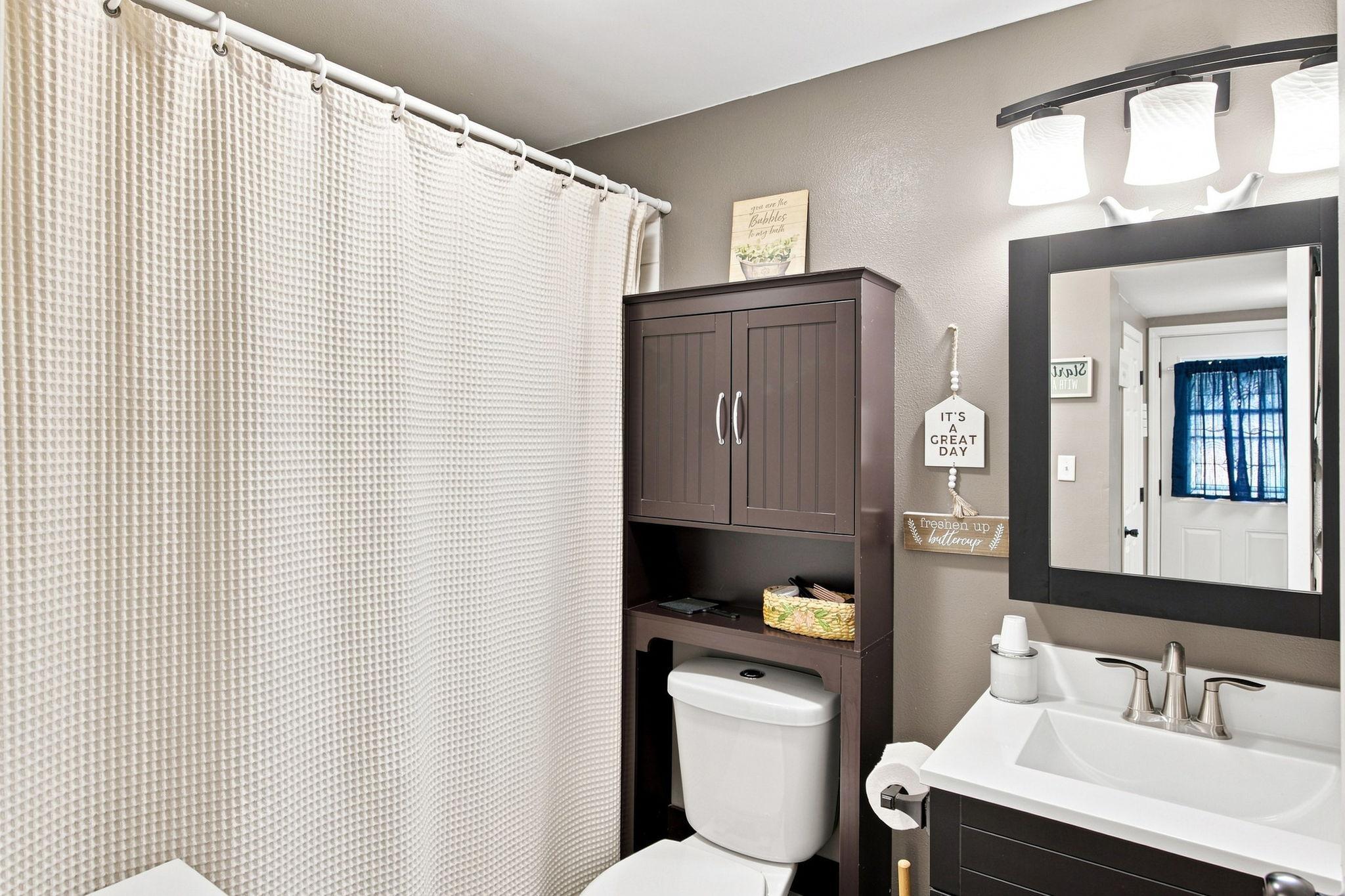 Upstairs Bathroom
