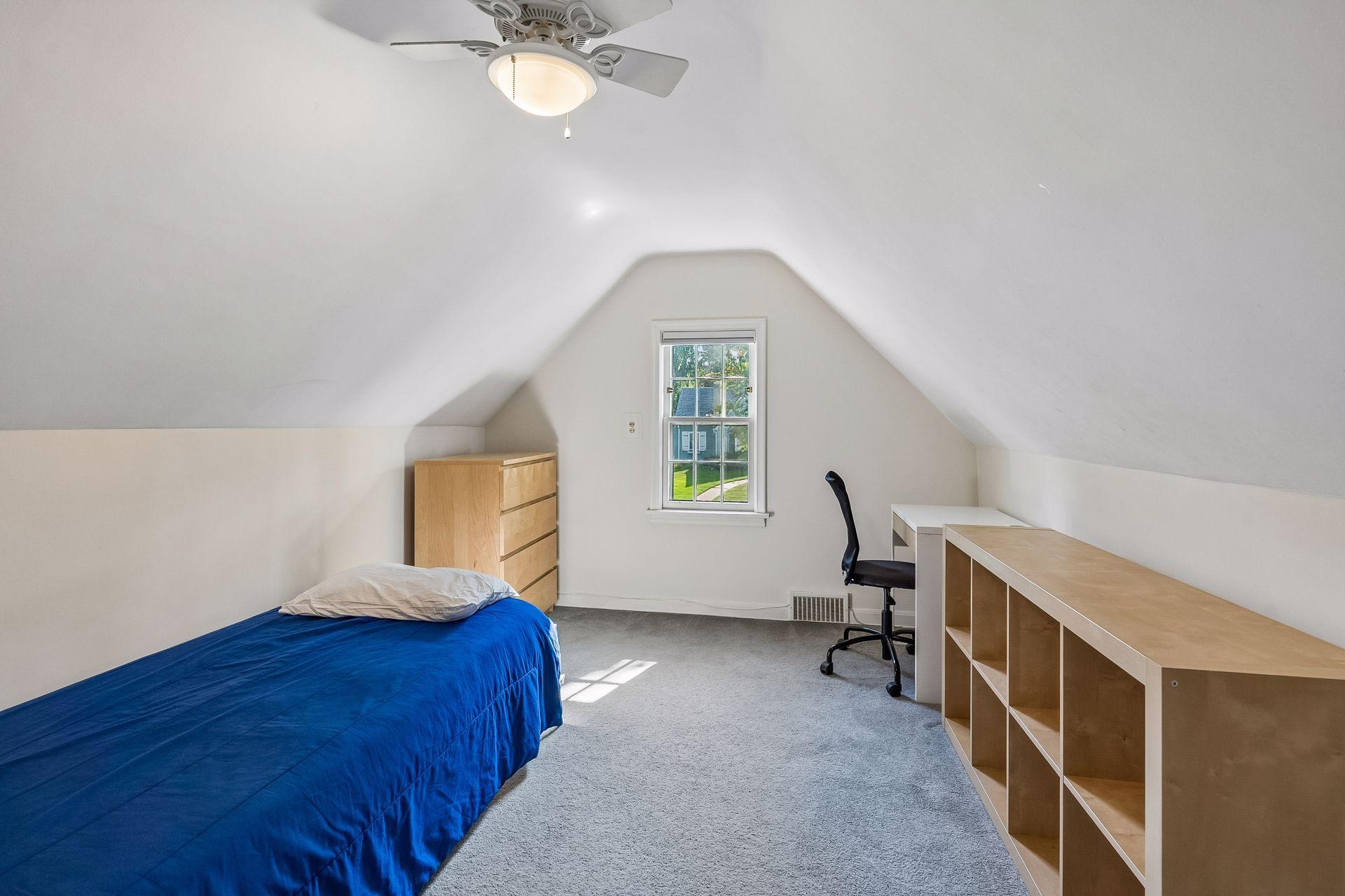 Upper level Bedroom 2.