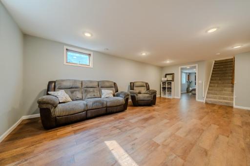 806 Callaway Street E, Saint Joseph, MN 56374