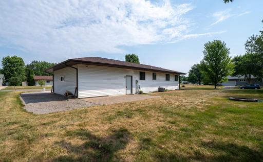 806 Callaway Street E, Saint Joseph, MN 56374