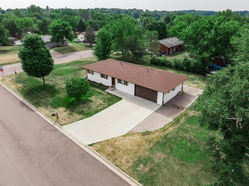 806 Callaway Street E, Saint Joseph, MN 56374