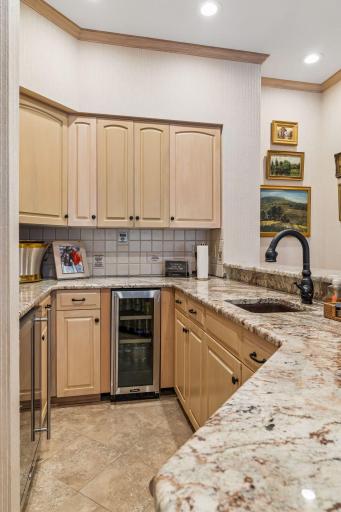 300 Salem Church Road, Sunfish Lake, MN 55118