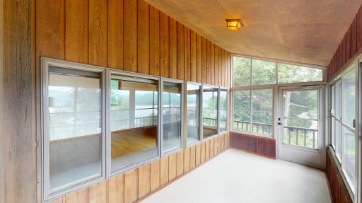 Sunroom_.jpg