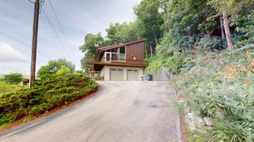Driveway.jpg