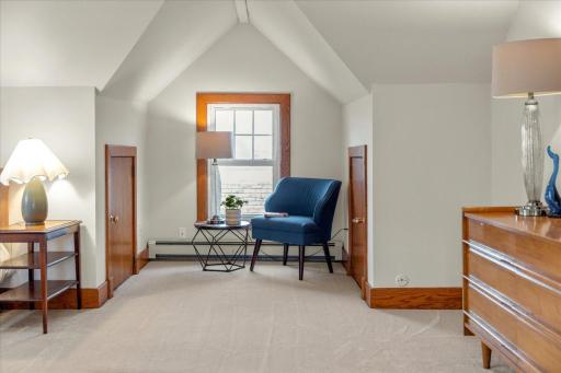 1122 Ashland Avenue, Saint Paul, MN 55104