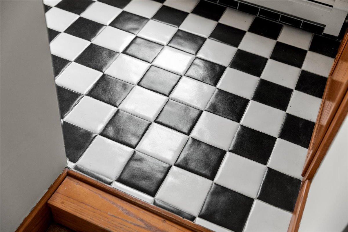 The primary suite tile showing off