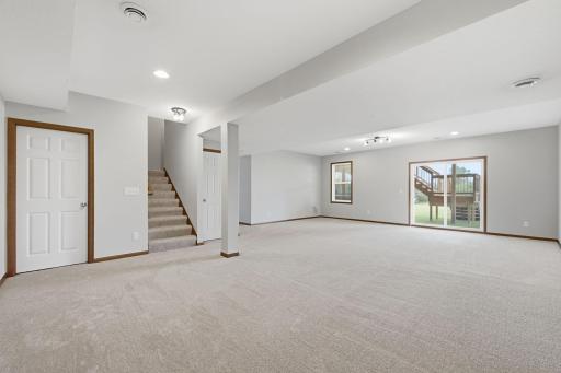 8837 196th Street W, Lakeville, MN 55044