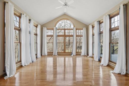 8781 Royal Court NW, Anoka, MN 55303