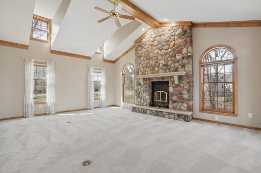 8781 Royal Court NW, Anoka, MN 55303