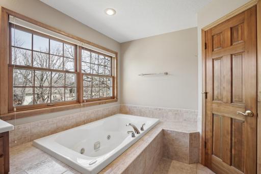 8781 Royal Court NW, Anoka, MN 55303