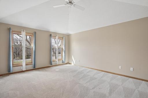 8781 Royal Court NW, Anoka, MN 55303