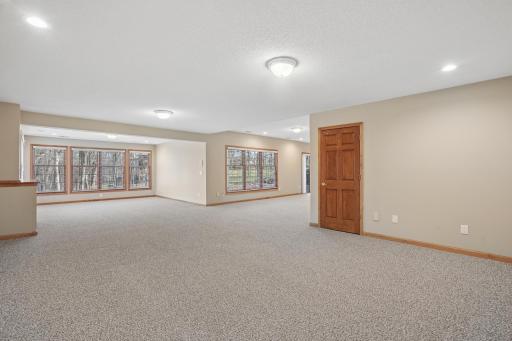 8781 Royal Court NW, Anoka, MN 55303