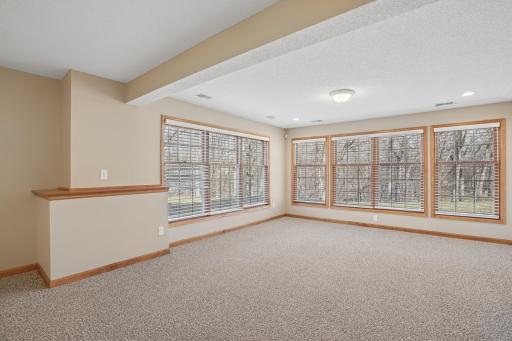 8781 Royal Court NW, Anoka, MN 55303