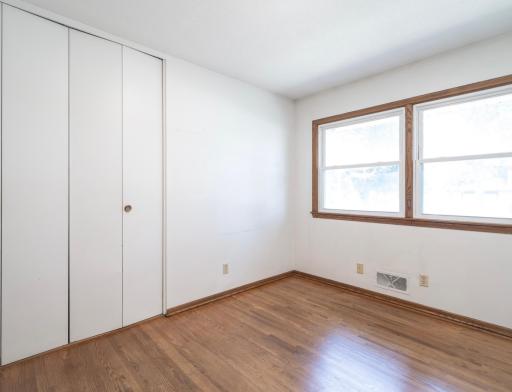 602 Moundsview Avenue, Roseville, MN 55113