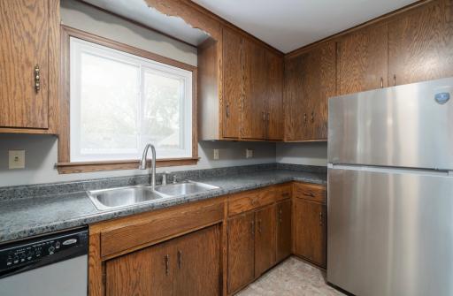 602 Moundsview Avenue, Roseville, MN 55113