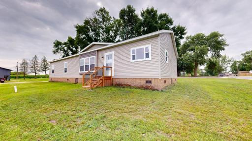 209 Farmdale Avenue, Lake Lillian, MN 56253