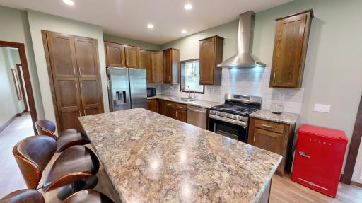 209 Farmdale Avenue, Lake Lillian, MN 56253
