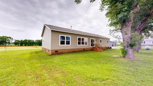 209 Farmdale Avenue, Lake Lillian, MN 56253