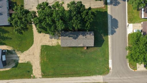 209 Farmdale Avenue, Lake Lillian, MN 56253