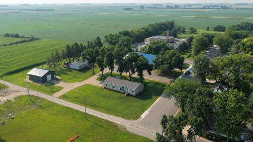 209 Farmdale Avenue, Lake Lillian, MN 56253