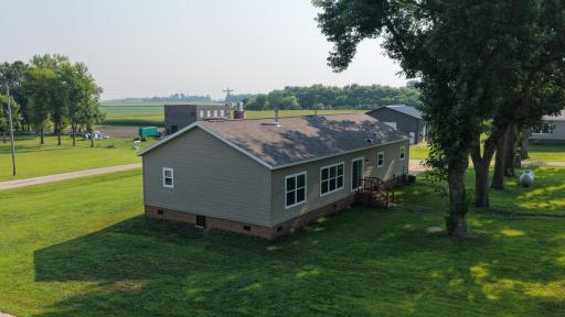 209 Farmdale Avenue, Lake Lillian, MN 56253