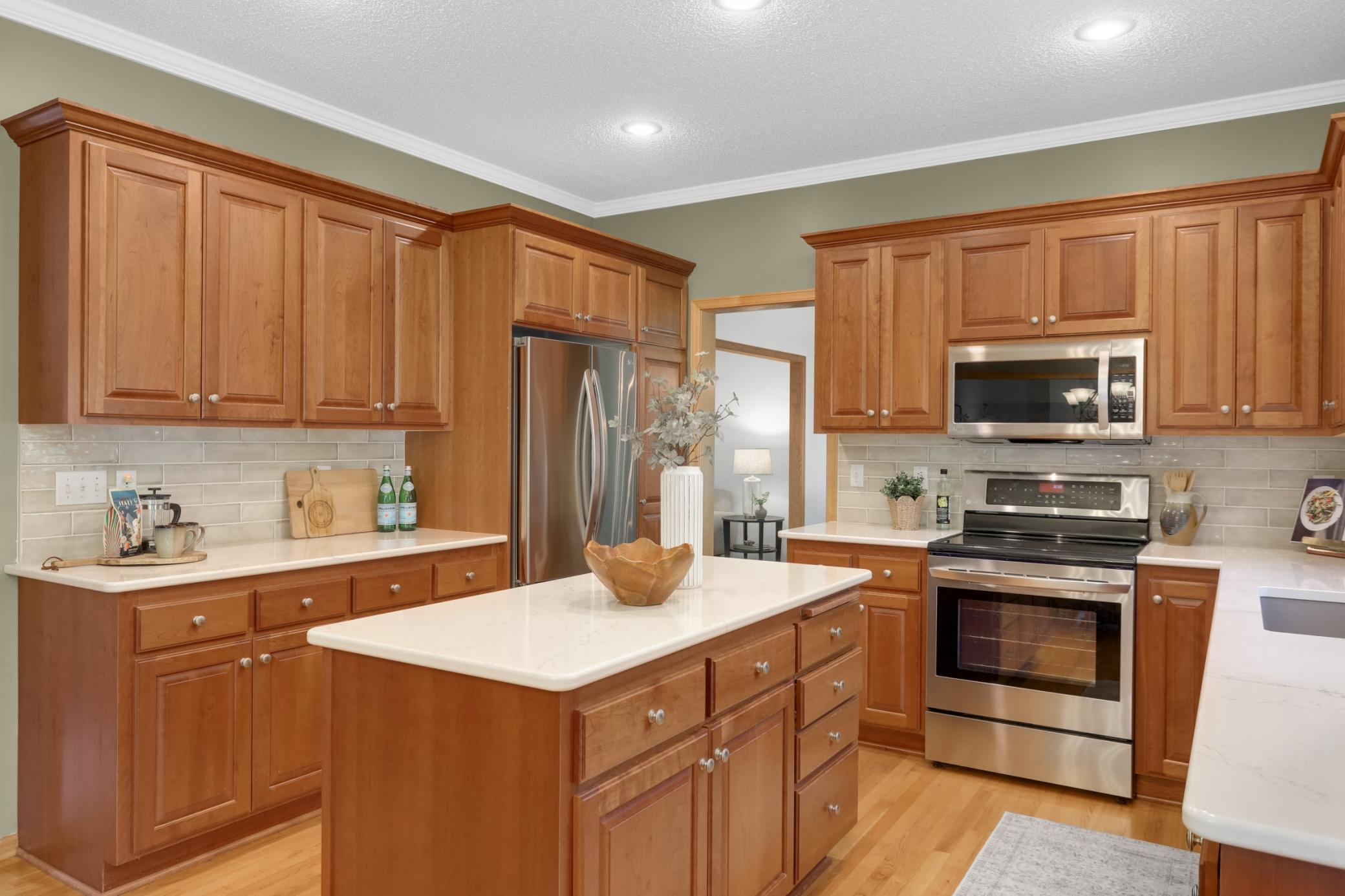 Great working and storage space