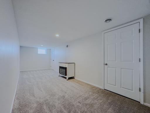1057 Linn Avenue, Owatonna, MN 55060