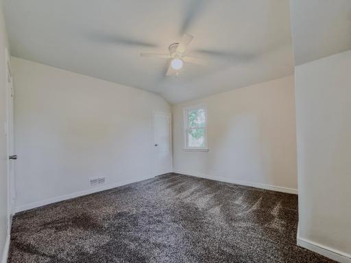 1057 Linn Avenue, Owatonna, MN 55060