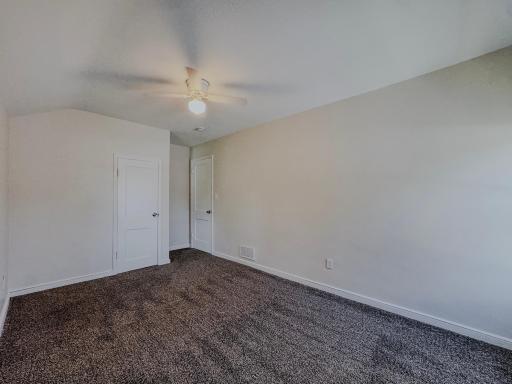 1057 Linn Avenue, Owatonna, MN 55060